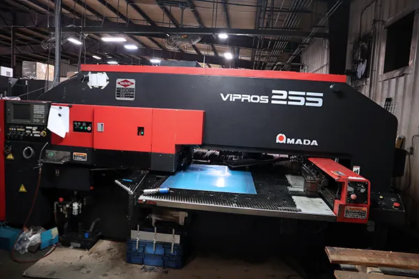 Amada Vipros 255-1 1999 17