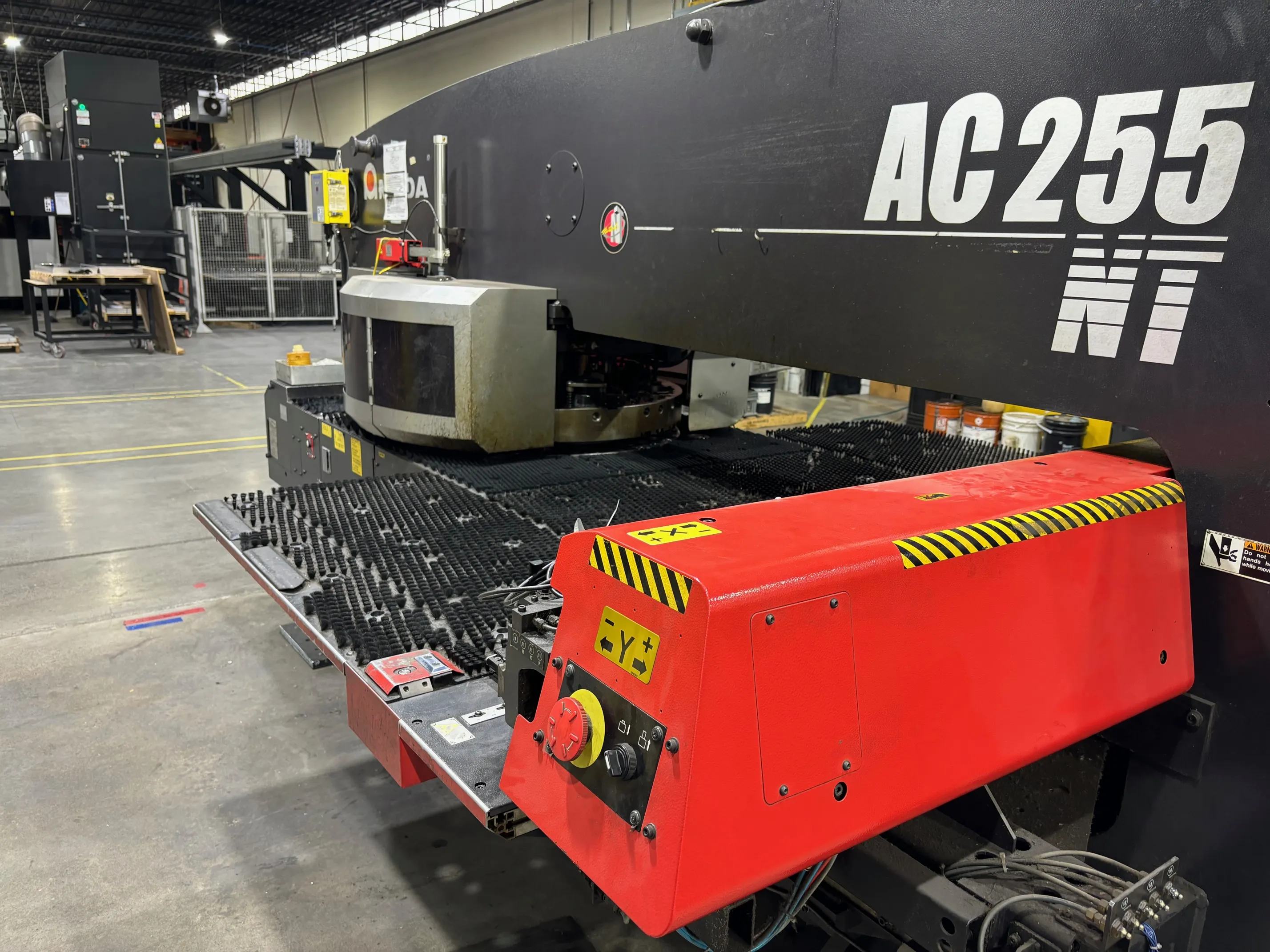 Amada AC-255 NT 2008 1